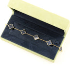Lucky Clover 5-Motiv Armband – Black Onyx Kollektion