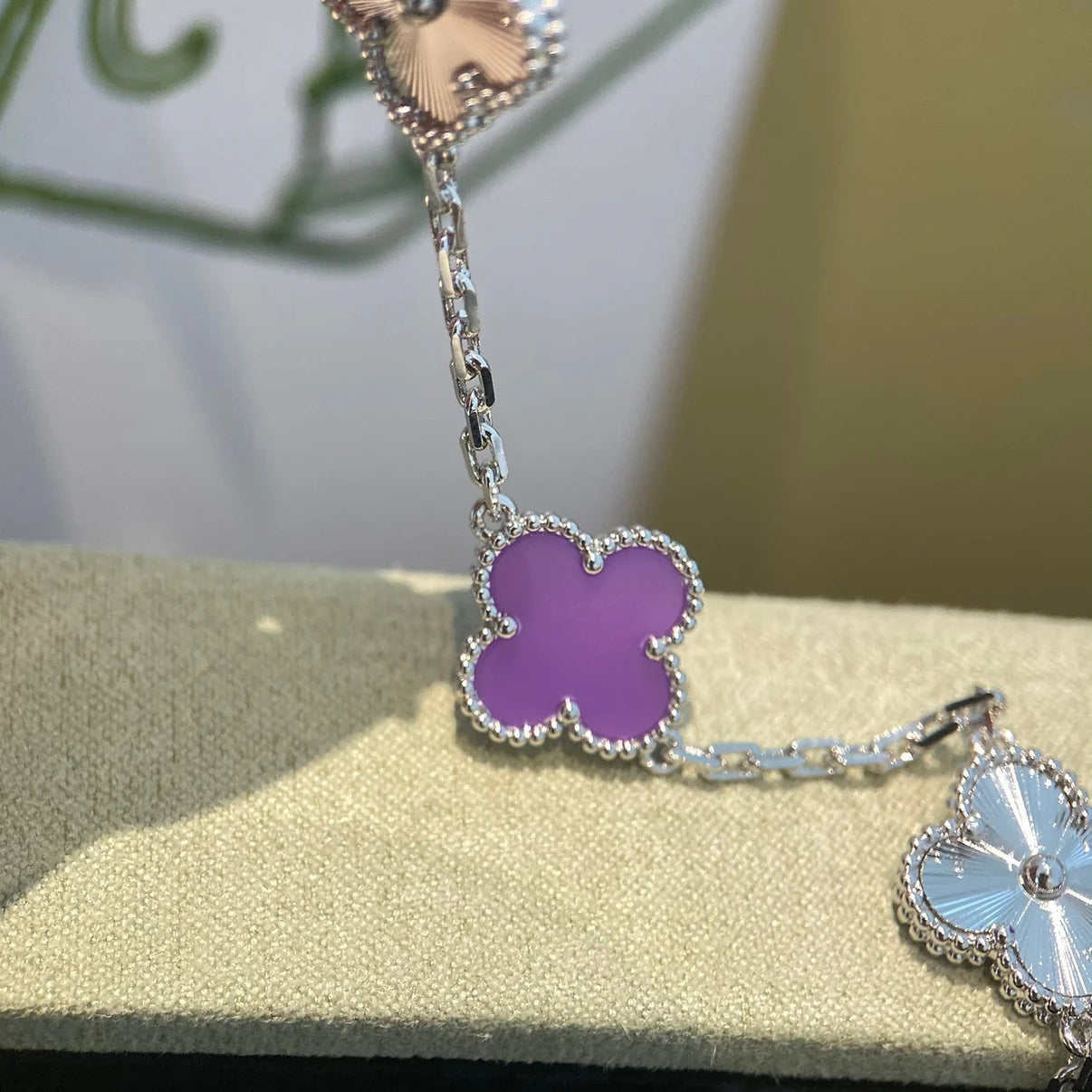 Lucky Clover 5-Motif Bracelet - Violet Collection
