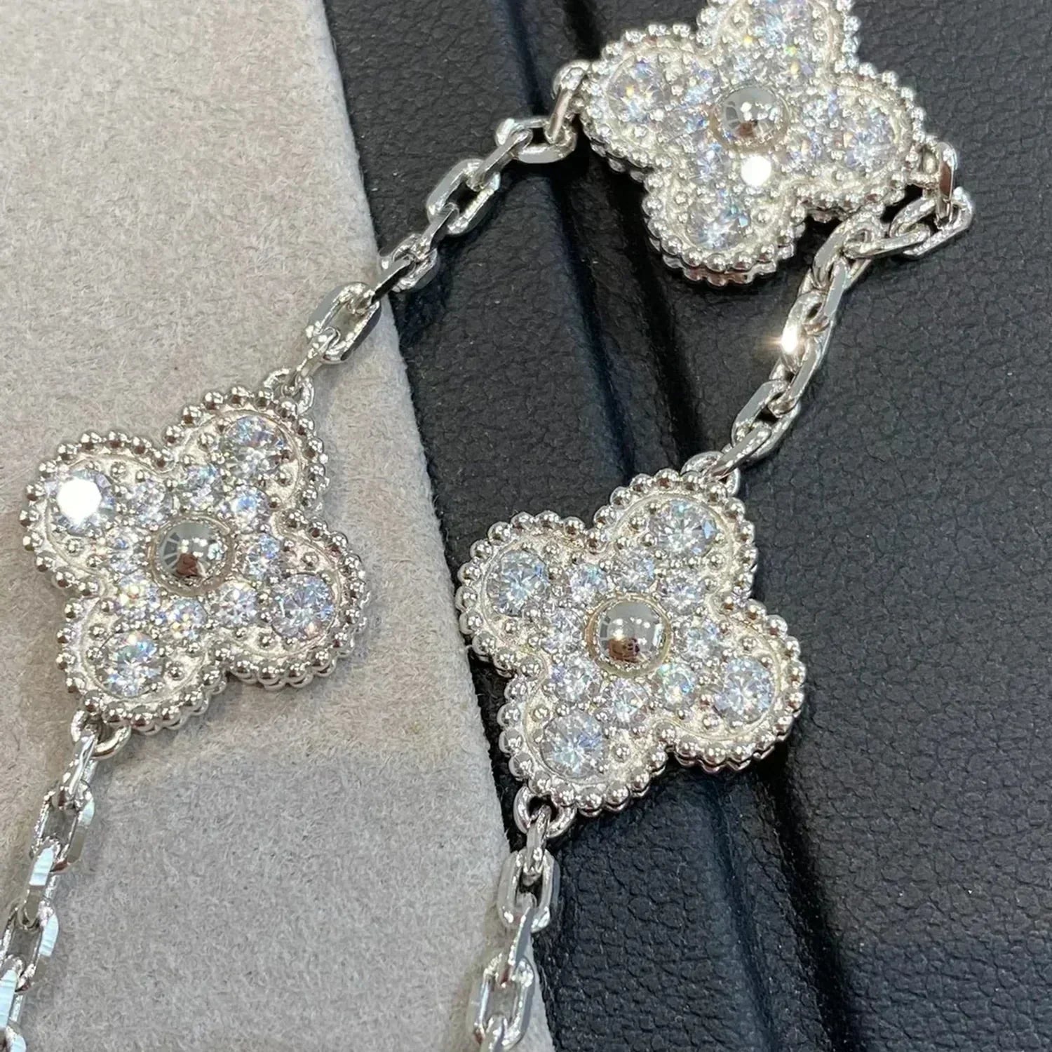 Lucky 5-Motif Clover Full-Diamond Bracelet - Radiant Luxury Edition