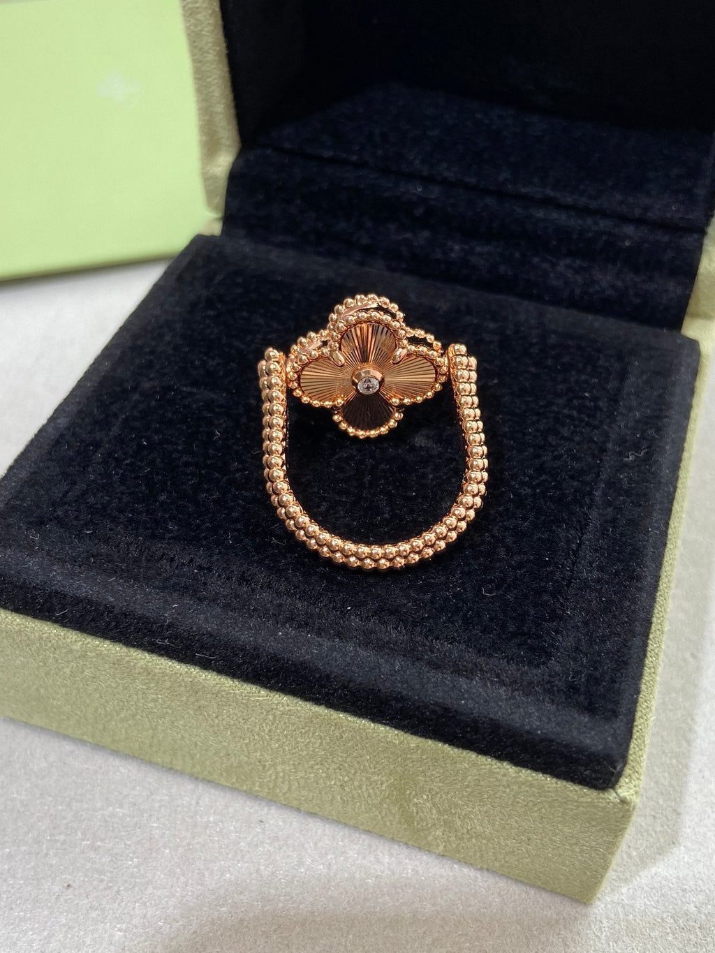 Lucky Clover Roségold Wendering