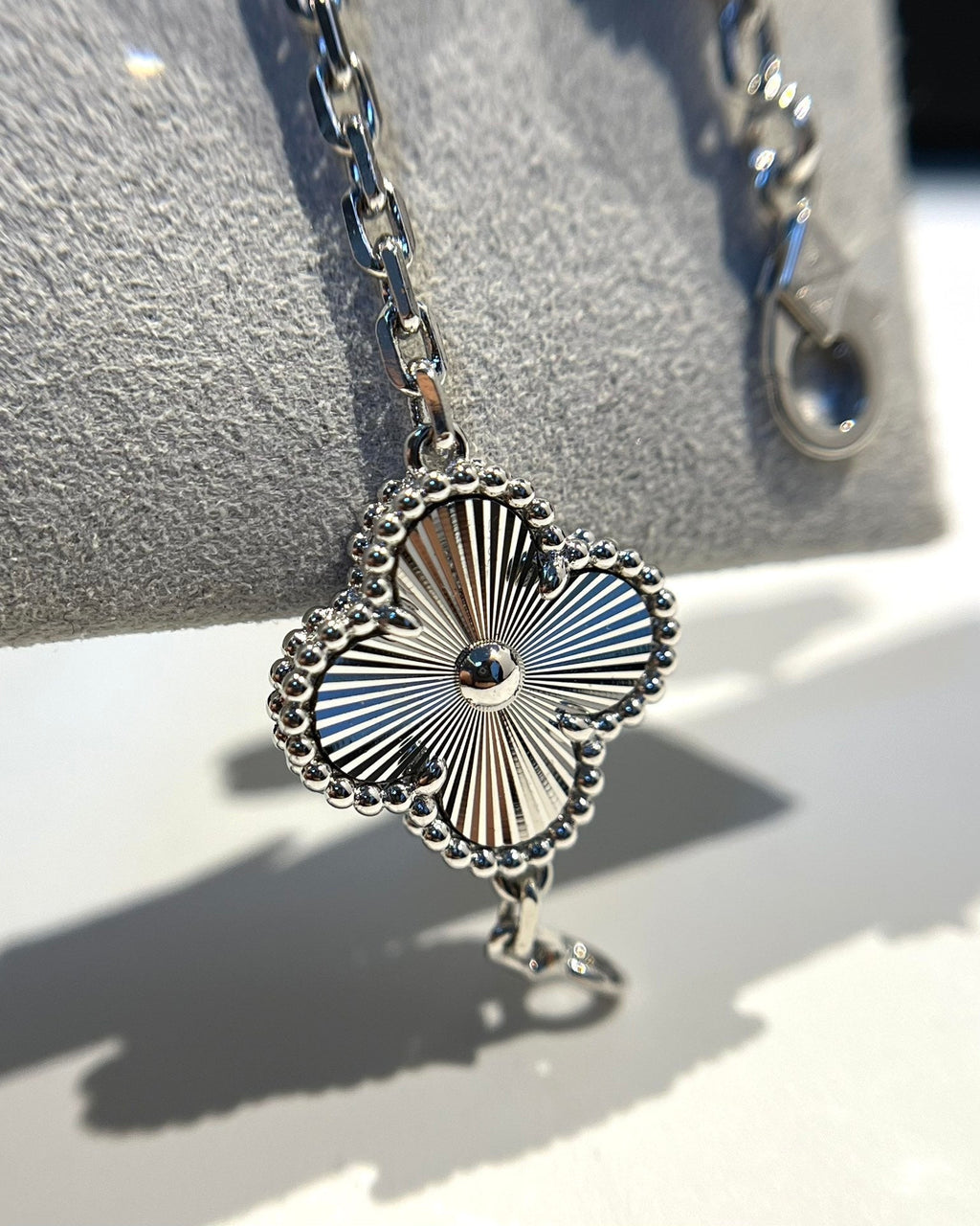 Lucky Clover 5-Motif Bracelet - Laser Collection