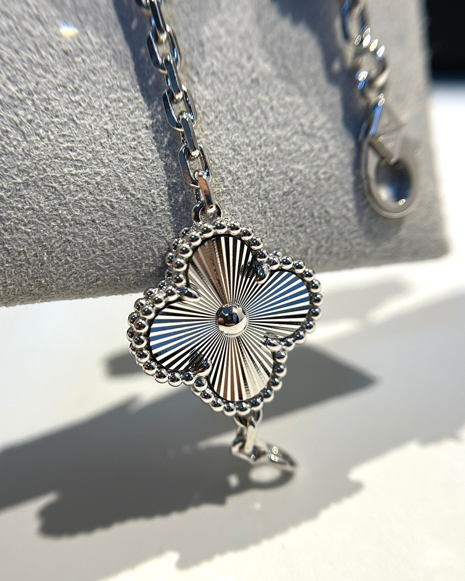 Lucky Clover 5-Motif Bracelet - Laser Collection