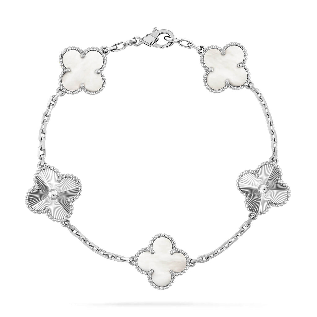 Glückliches 5-Motiv Kleeblattarmband - Natur Perlmutt