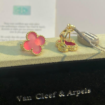 NEW CLOVER 15MM PINK ENAMEL STUD EARRINGS