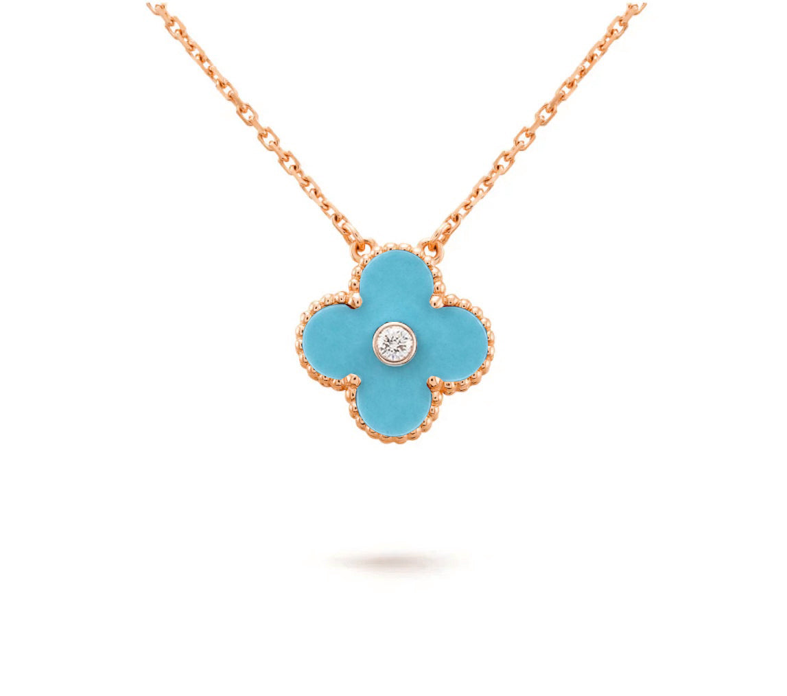 15mm Clover Flower Diamond Pendant Necklace Collection