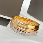 Move Noa Pavé Diamond Bangle Bracelet