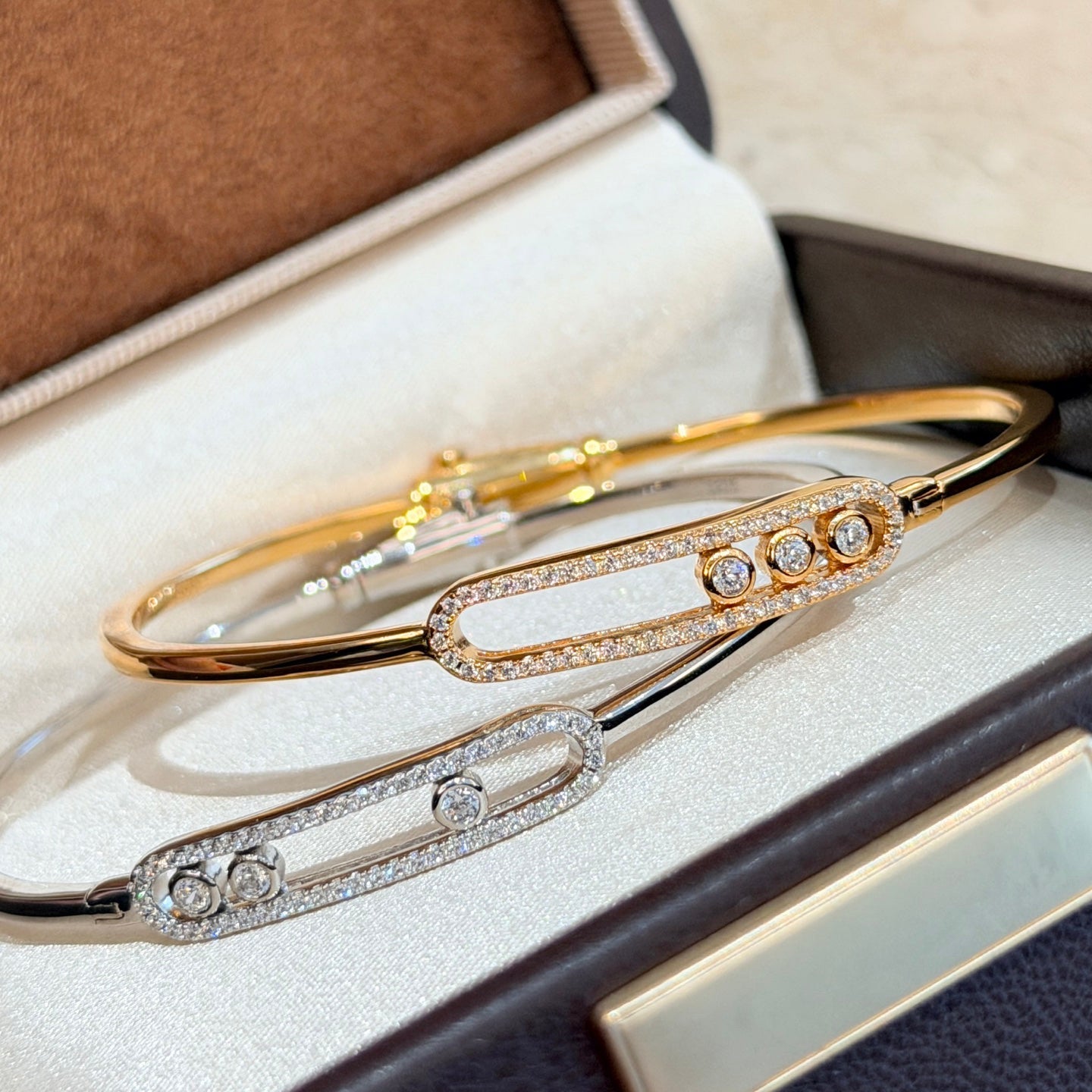 Move Pavé Diamantarmreif M - Signature Kinetic Brilliance - Moderner Pavé-Luxus