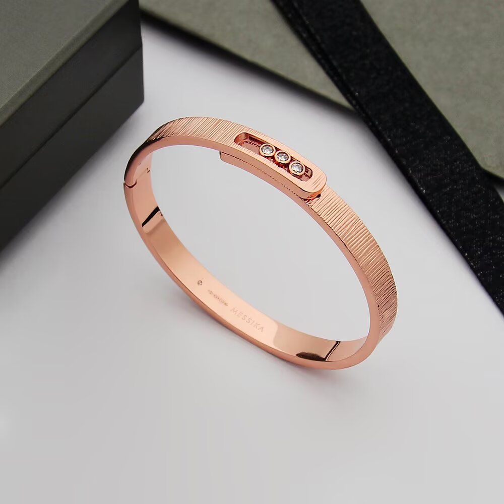 Move Noa Ciselé Bangle Bracelet
