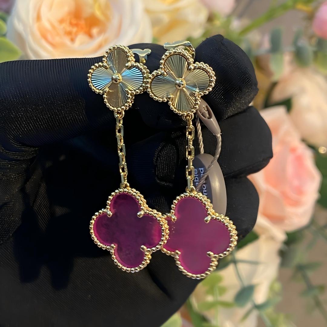 NEW CLOVER 2 MOTIF PINK ENAMEL EARRINGS
