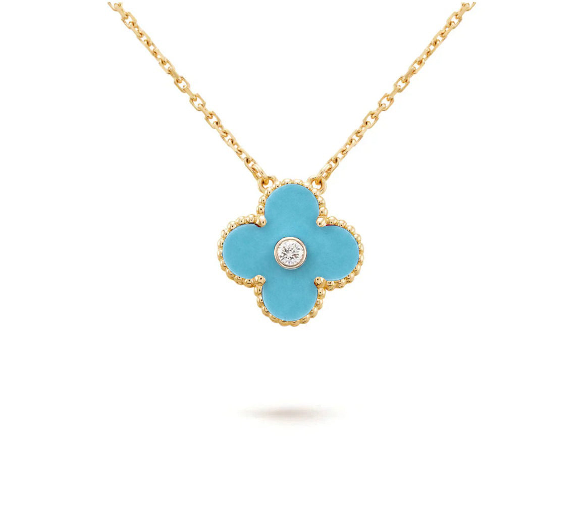 15mm Clover Flower Diamond Pendant Necklace Collection