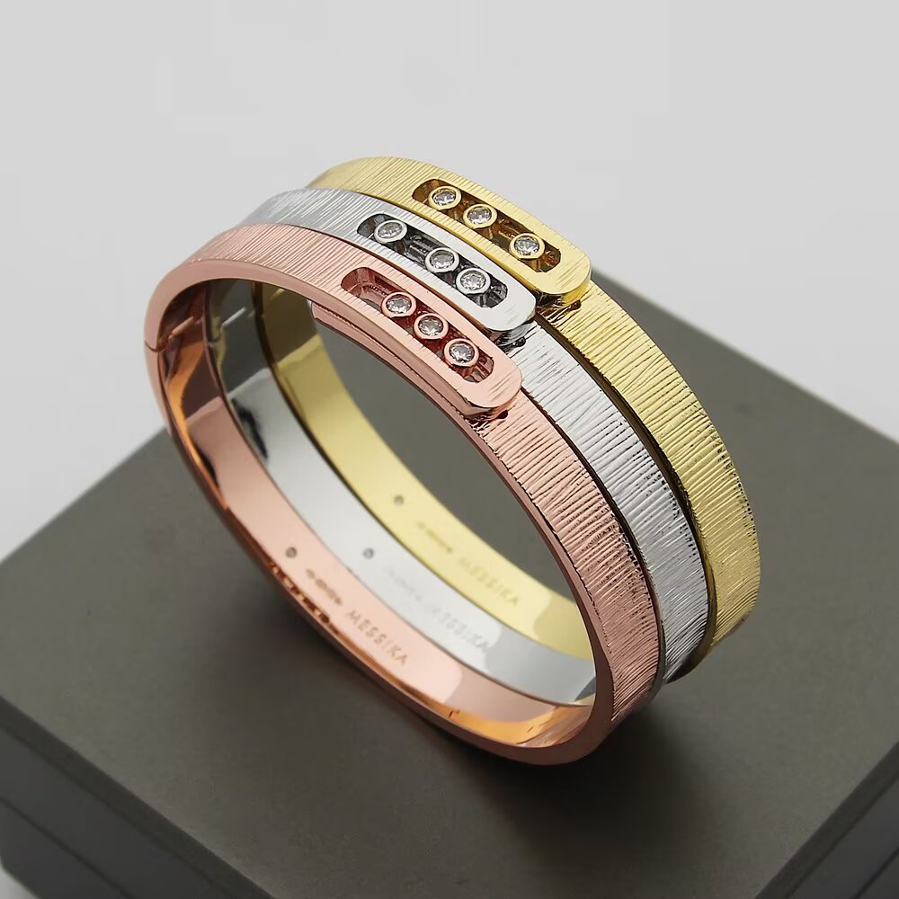 Move Noa Ciselé Bangle Bracelet