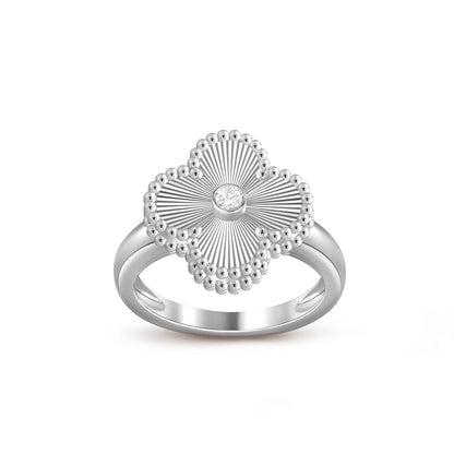 Lucky Clover Diamant-Akzent Weißgoldring-Kollektion