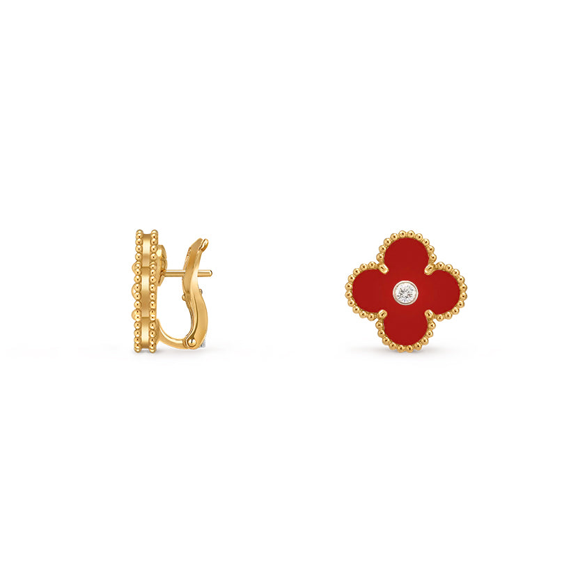 15mm Clover Flower Stud Earrings - Signature Diamond-Gold Collection