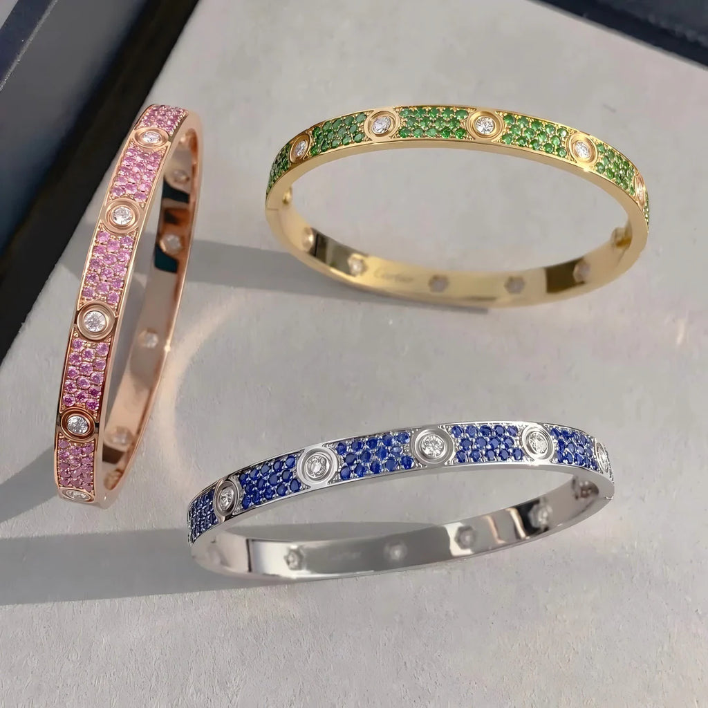 Klassischer 6,1 mm Liebesarmreif – 10-Diamanten-Vollpavé-Energiematrix