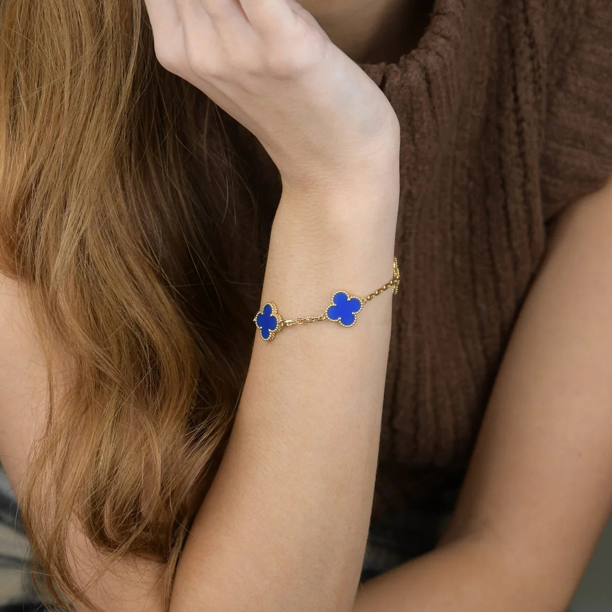 Lucky 5-Motif Clover Serenity Bracelet - Natural Blue Agate