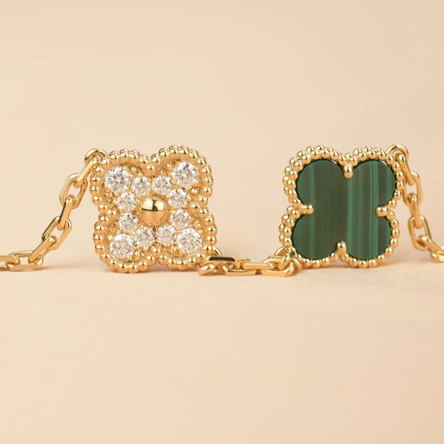 Lucky Clover 5-Motif Bracelet - Malachite Collection