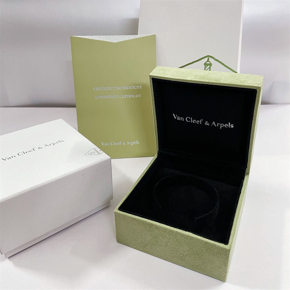 Clover Brand Jewelry Box
