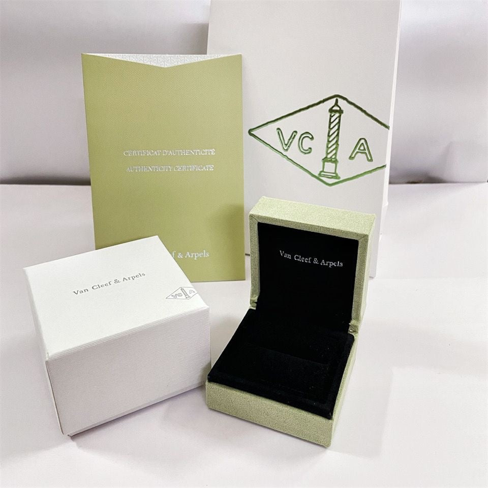 Clover Brand Jewelry Box
