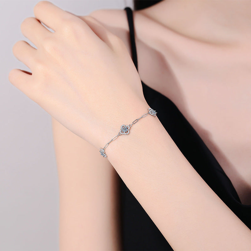 Kleeblatt-Moissanit-Armband