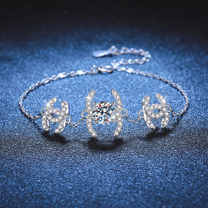 Classic Interlocking Moissanite Bracelet