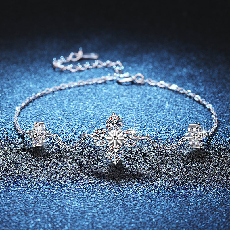 Clover Lucky Charm Moissanite Bracelet