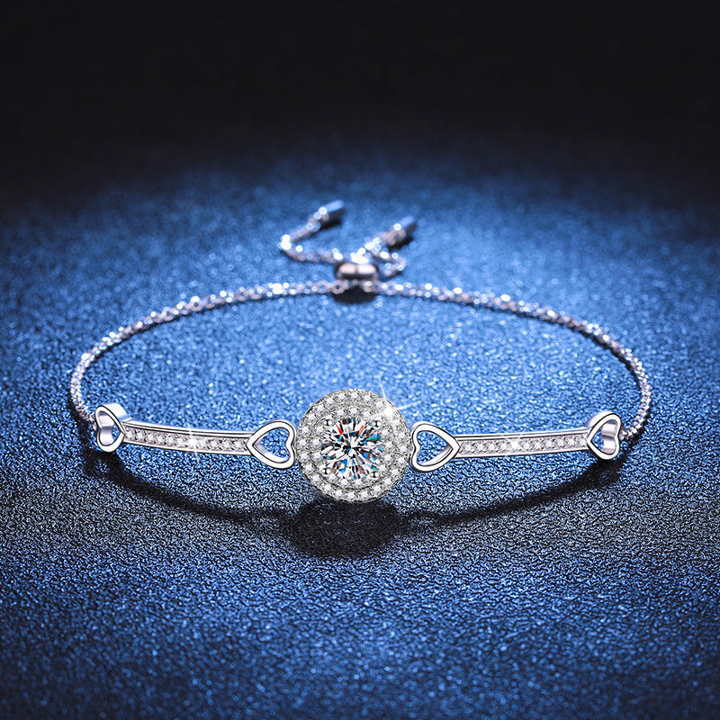 Ineinandergreifendes Herz- und Kreis-Moissanit-Armband