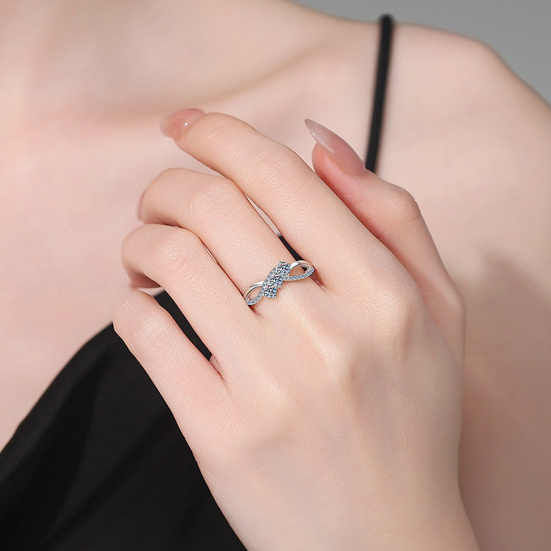 Intertwining Love Moissanite Ring