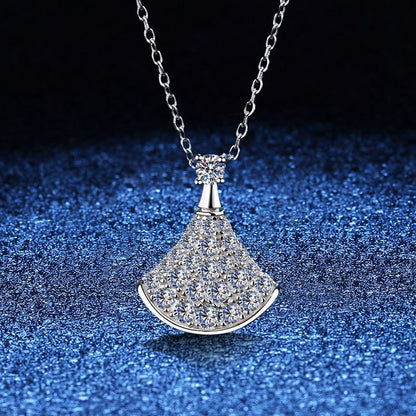 Elegant Fan-Shaped Moissanite Pendant Necklace