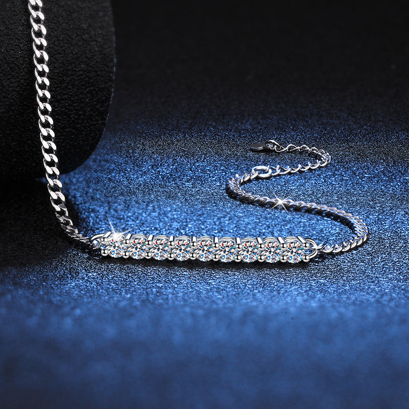 Smiling Curve Moissanite Bracelet