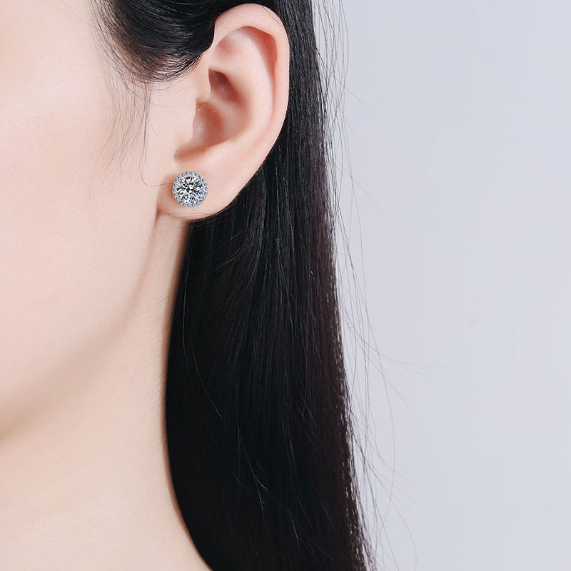 Classic 4-Prong Round Moissanite Stud Earrings