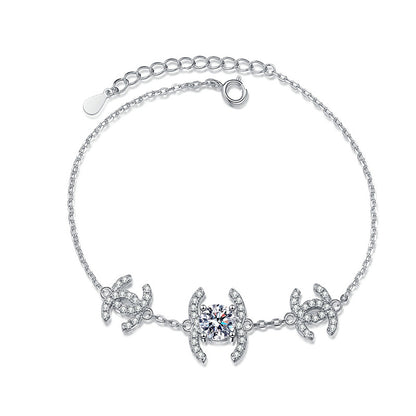 Classic Interlocking Moissanite Bracelet