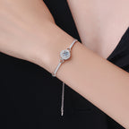 Ineinandergreifendes Herz- und Kreis-Moissanit-Armband