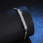 Smiling Curve Moissanite Bracelet