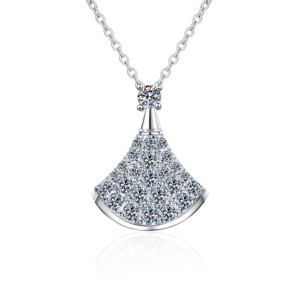 Elegant Fan-Shaped Moissanite Pendant Necklace