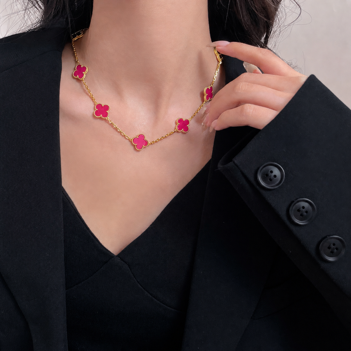 NEW CLOVER 10 MOTIFS PINK ENAMEL NECKLACE