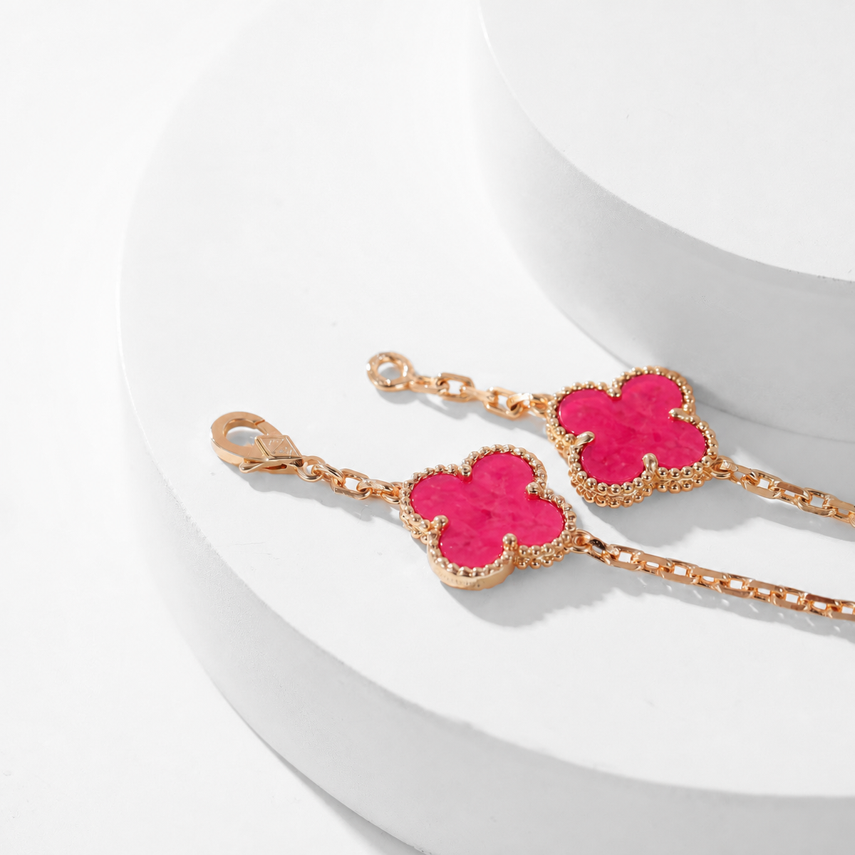 NEW CLOVER 10 MOTIFS PINK ENAMEL NECKLACE