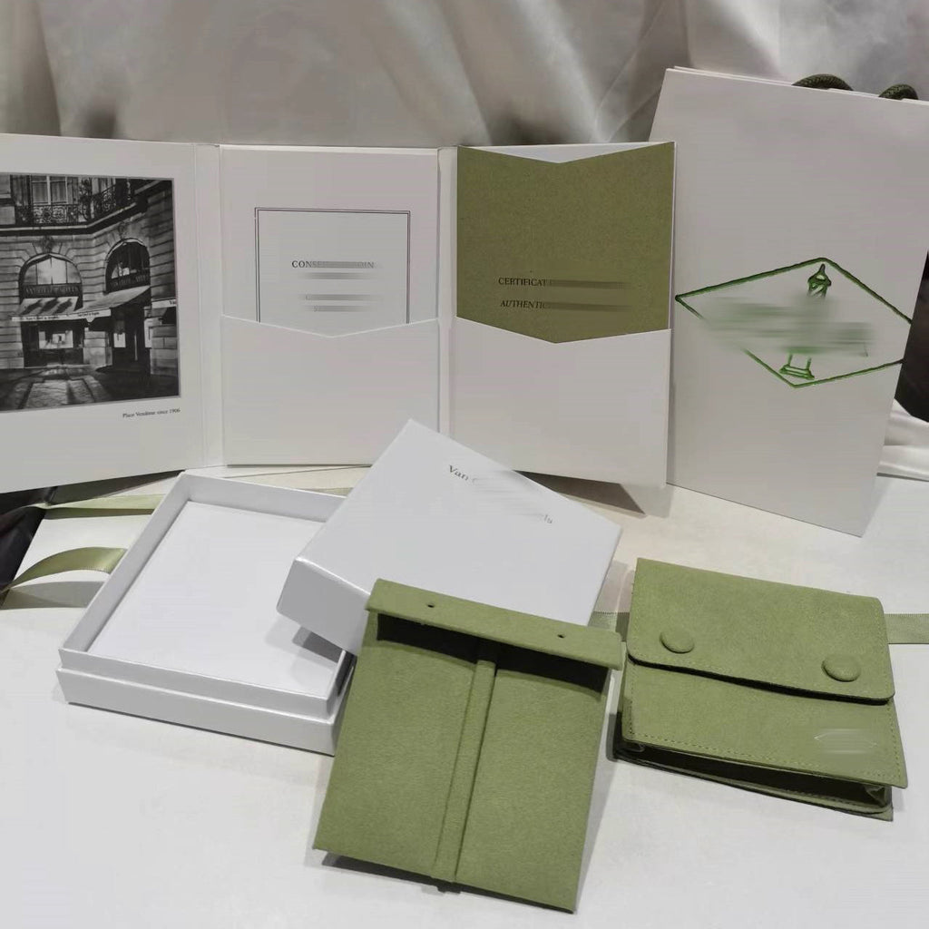 Clover Brand Jewelry Box