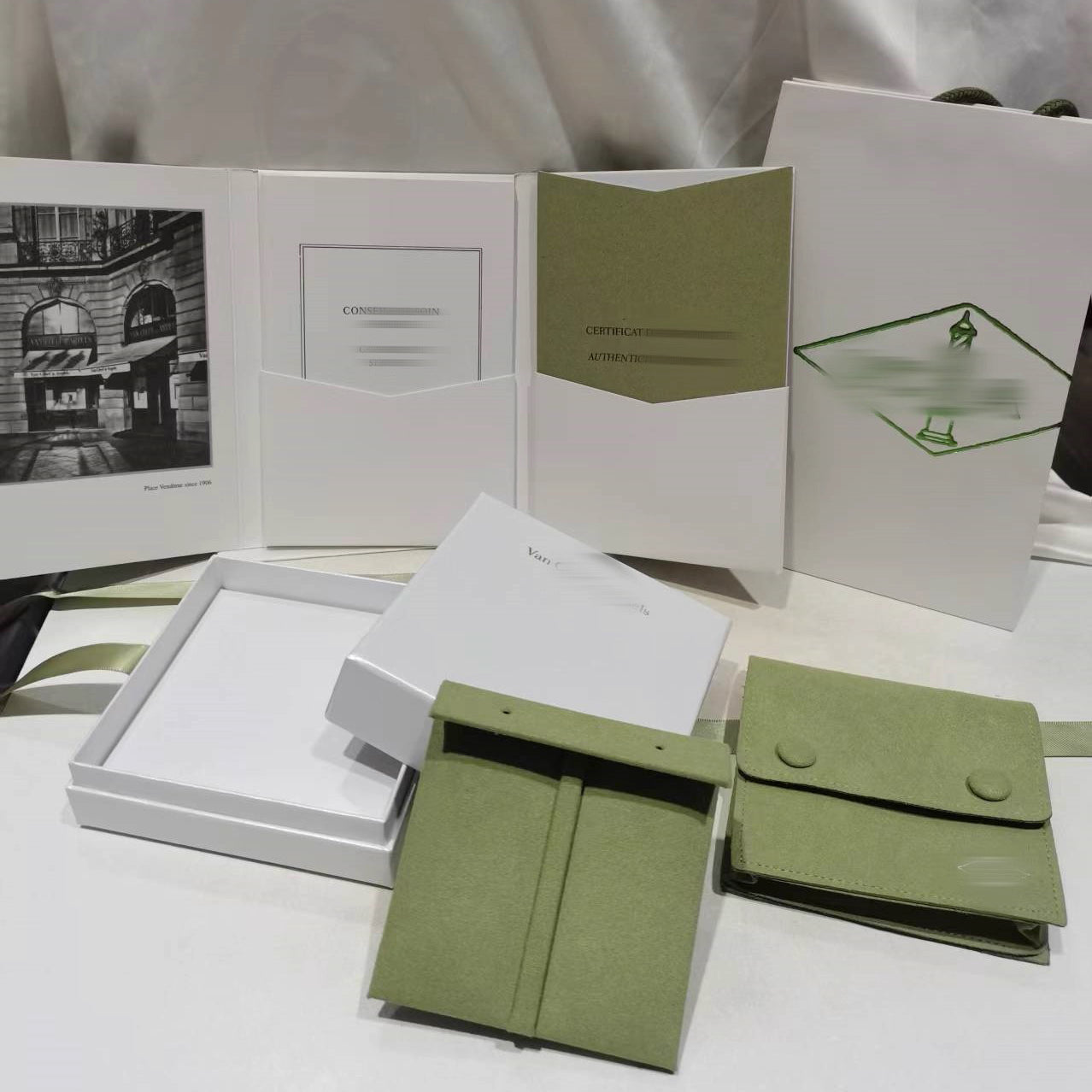 Clover Brand Jewelry Box