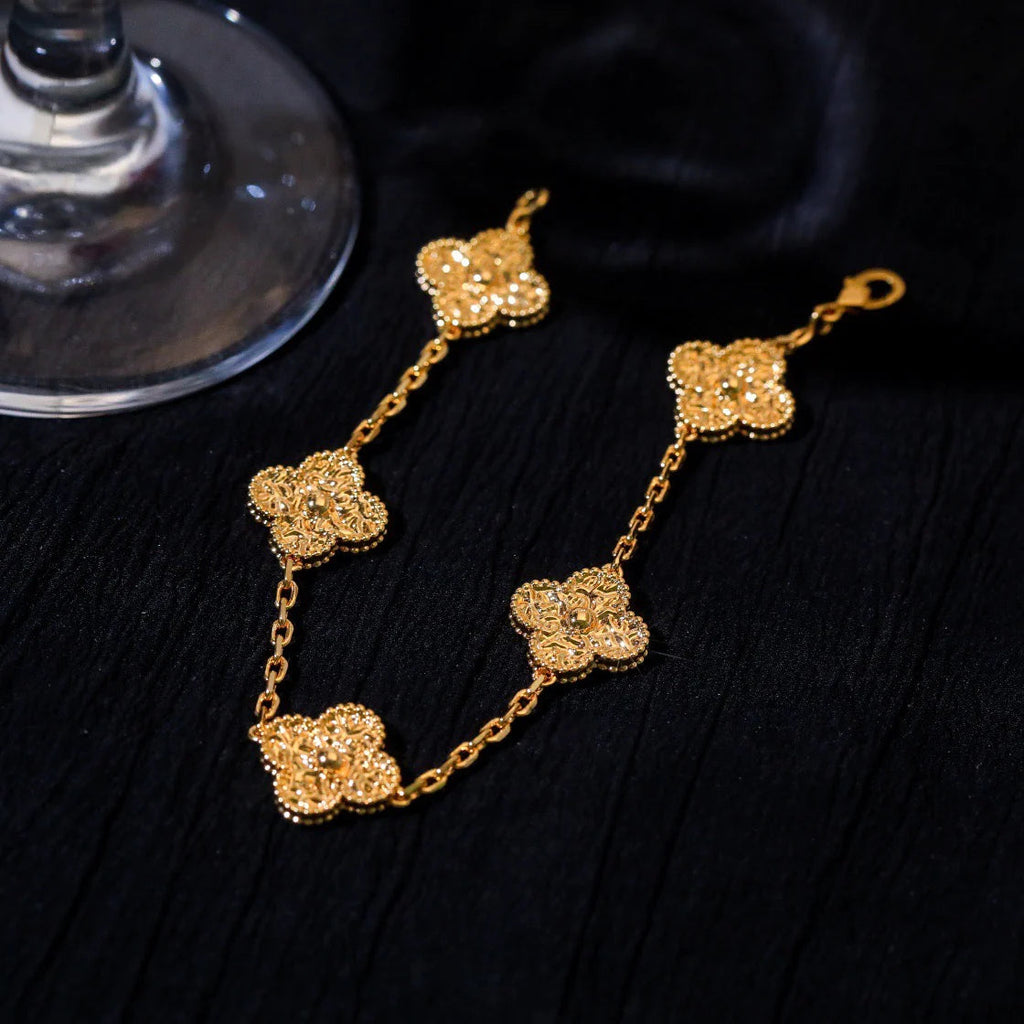 Lucky Clover 5-Motif Bracelet - Bronzing