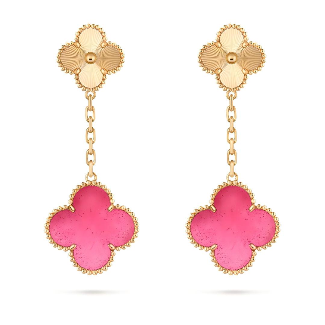 NEW CLOVER 2 MOTIF PINK ENAMEL EARRINGS