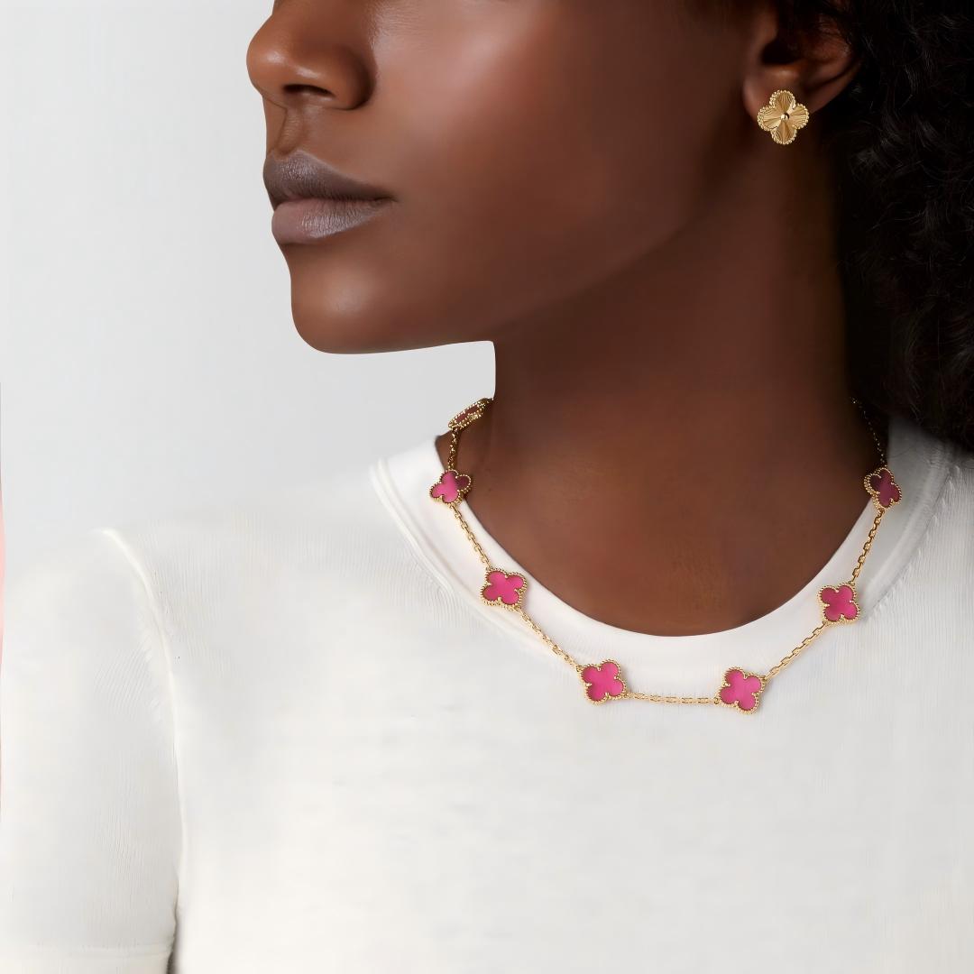 NEW CLOVER 10 MOTIFS PINK ENAMEL NECKLACE