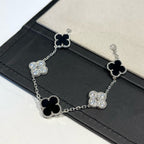 Lucky Clover 5-Motiv Armband – Black Onyx Kollektion