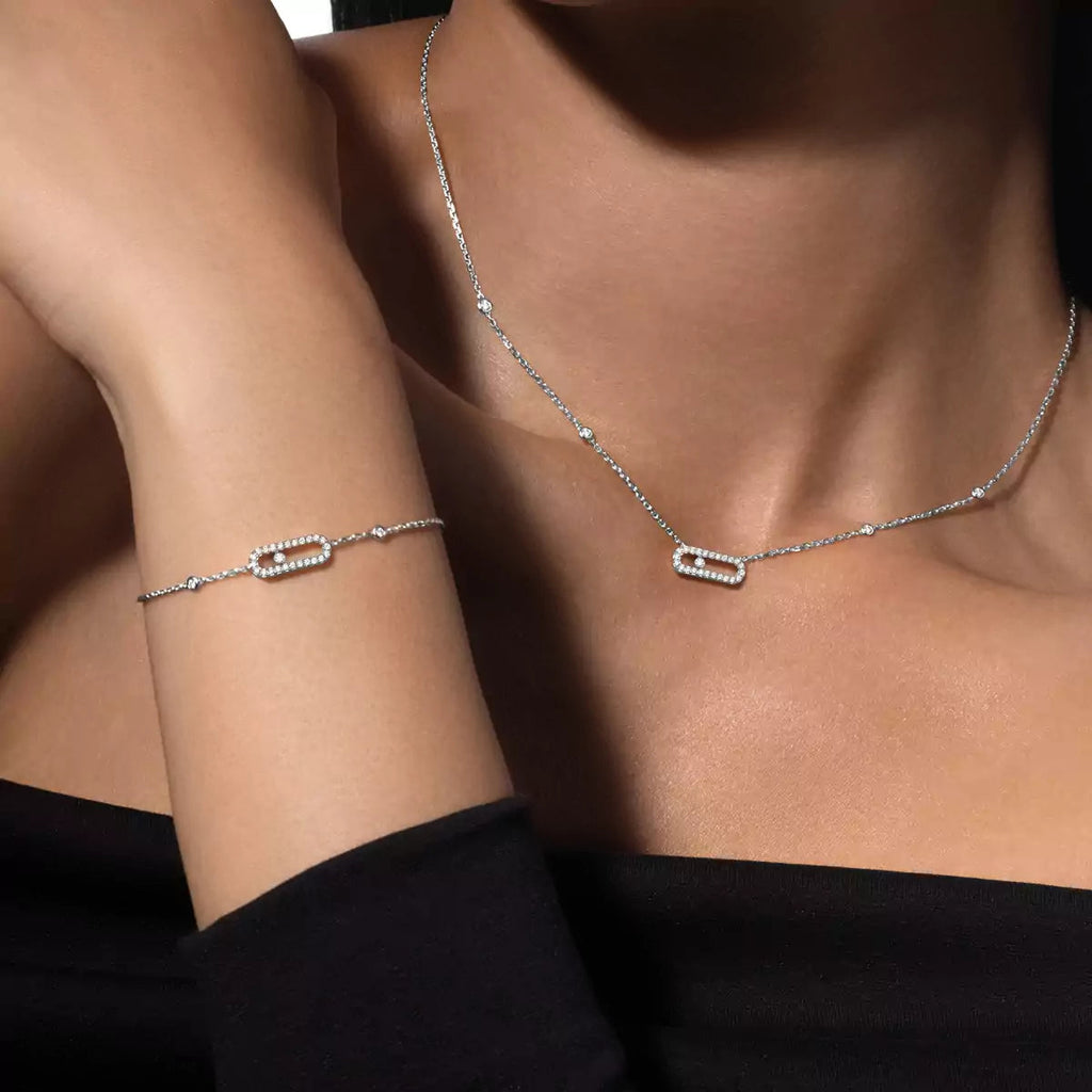 Move Uno Pendant Necklace