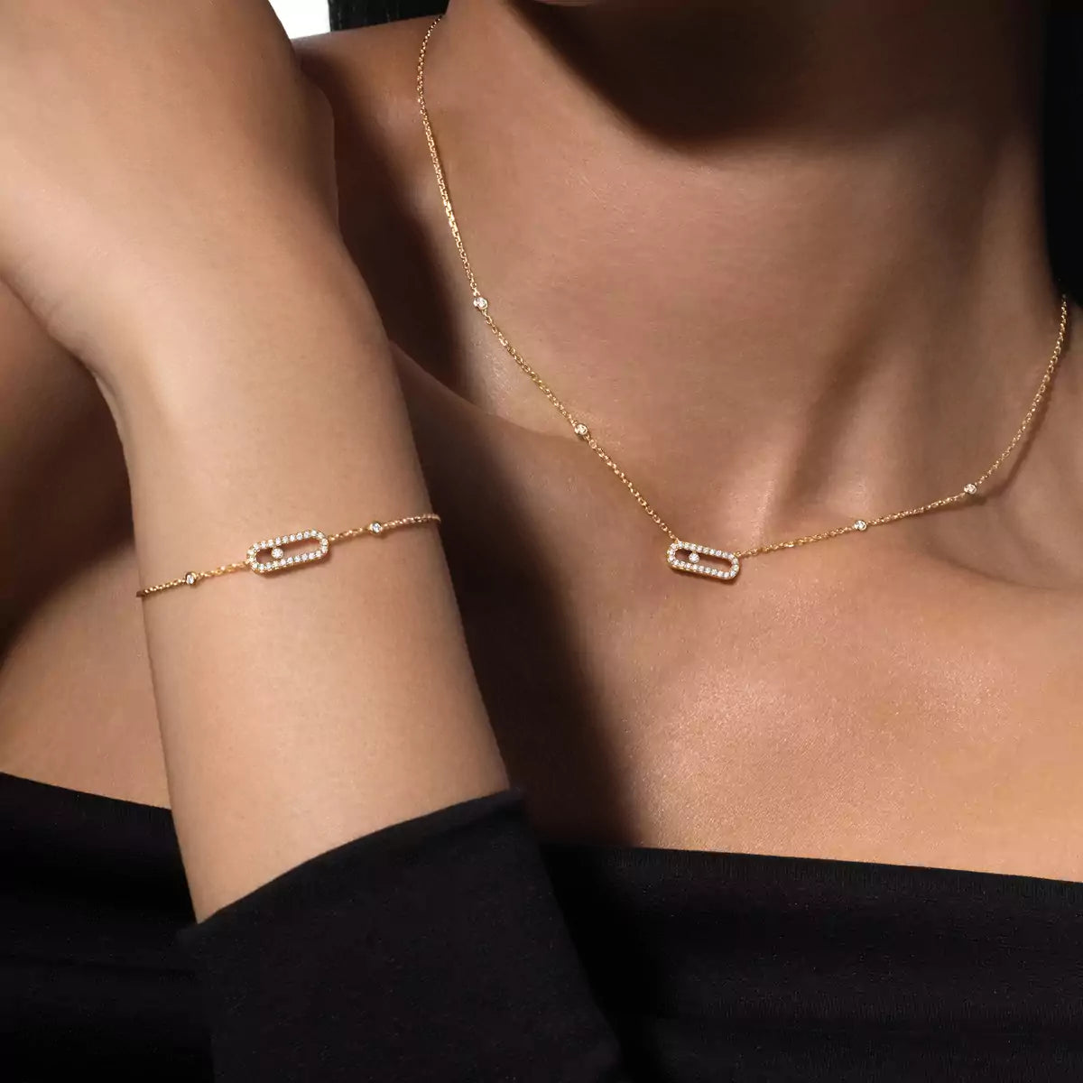 Move Uno Pendant Necklace