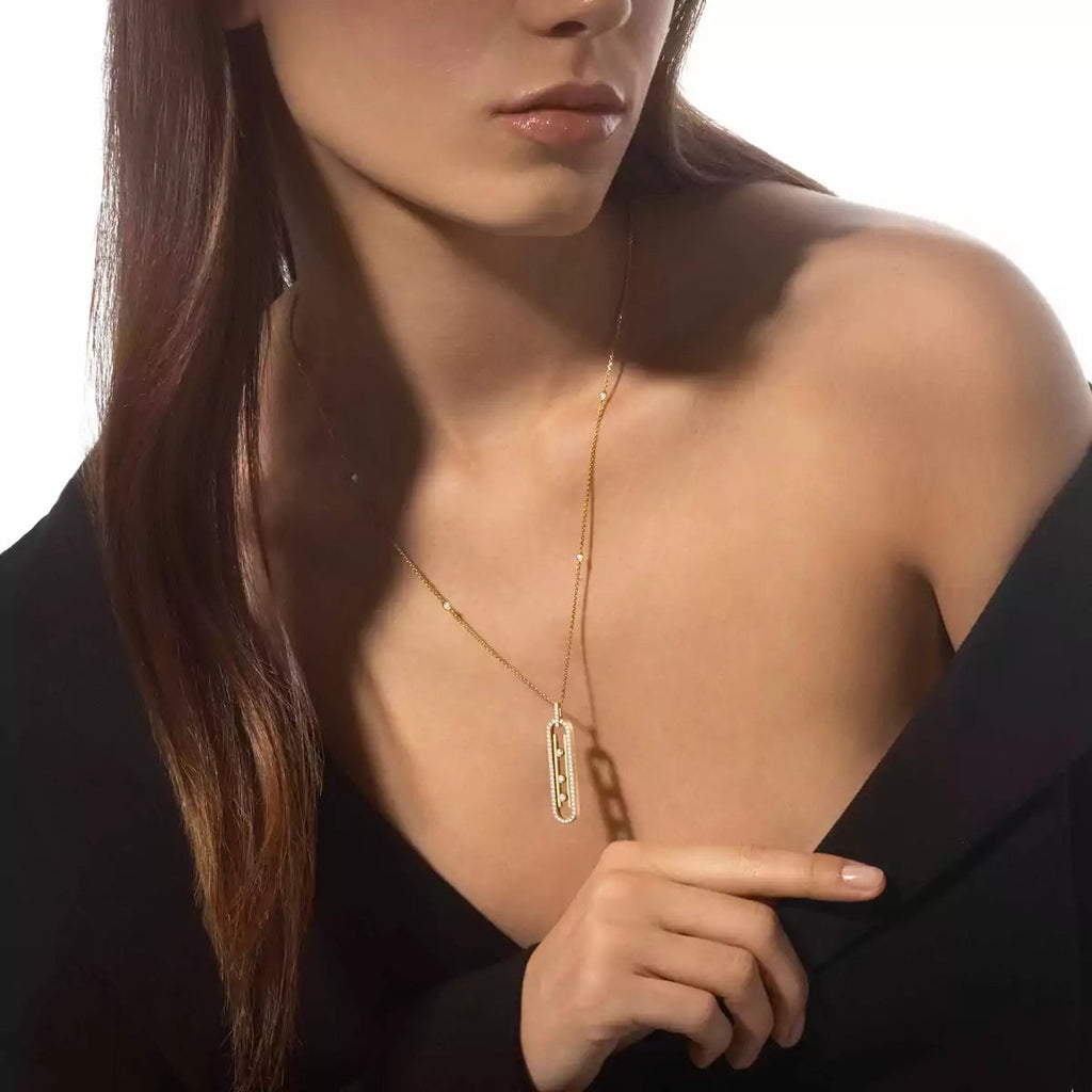 Move 10th Anniversary Pendant Necklace