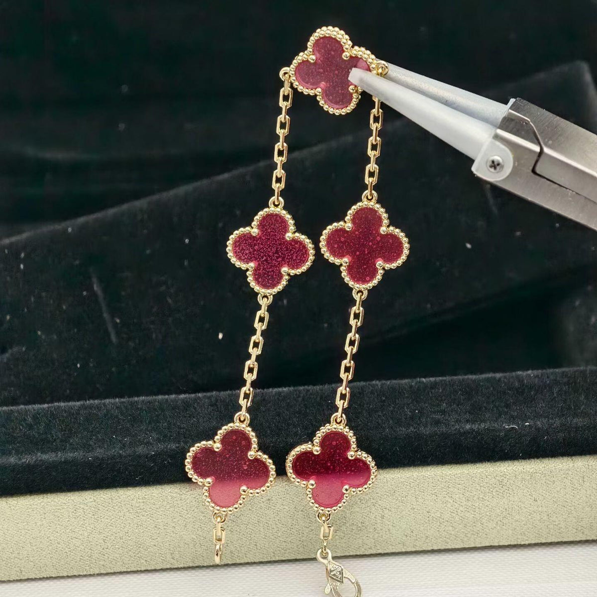 NEW CLOVER 5 MOTIFS PINK ENAMEL BRACELET