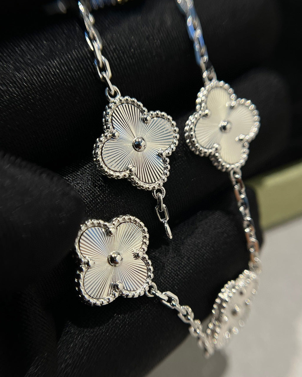 Lucky Clover 5-Motif Bracelet - Laser Collection